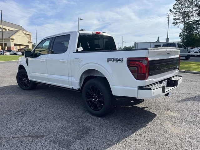 New 2026 Star White Metallic Tri-Coat Ford Platinum image 3