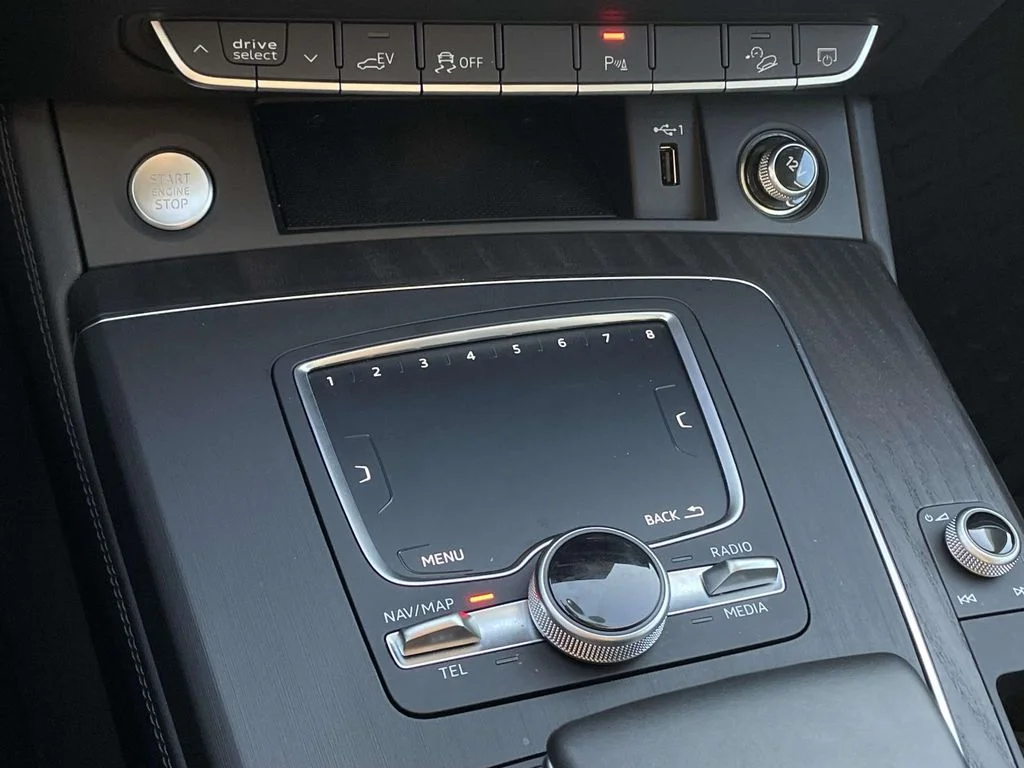 2020 Audi Q5 Premium Plus - Photo 20