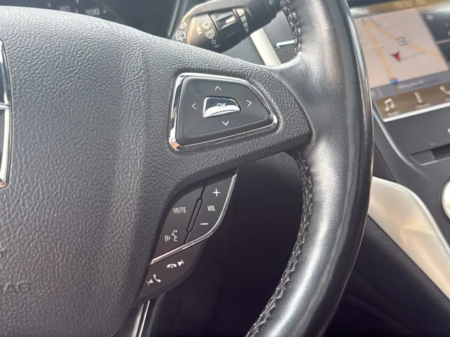 Used 2019 Gray Lincoln Reserve image 17
