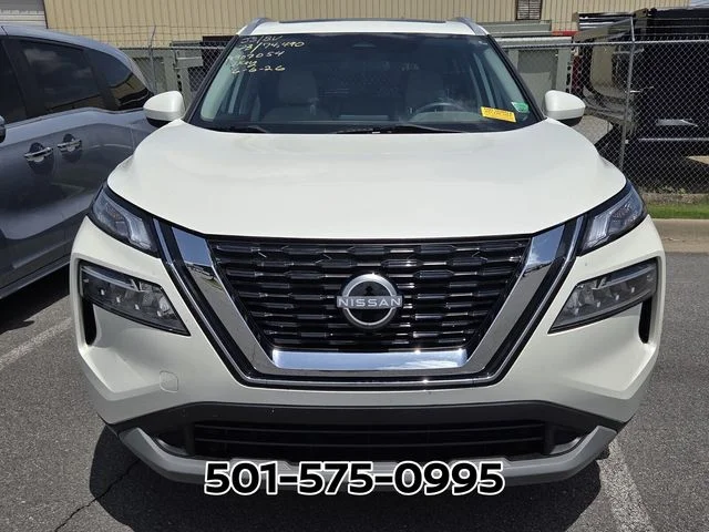Used 2023 White Nissan SV image 7