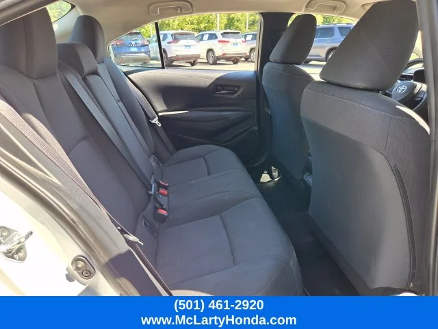Used 2025 White Toyota LE image 15