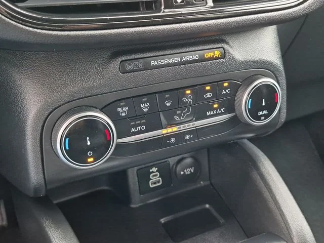 Used 2025 Gray Ford ST-Line image 36