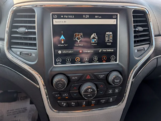 Used 2018 Black Jeep Summit image 18