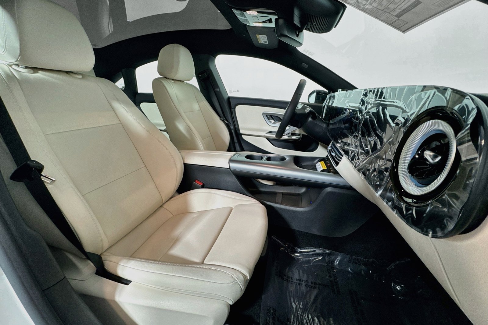 New 2027 Polar White Mercedes-Benz CLA 220 Hybrid image 25