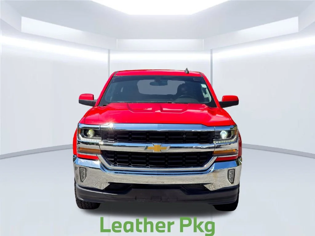 Used 2018 Red Chevrolet LT image 16