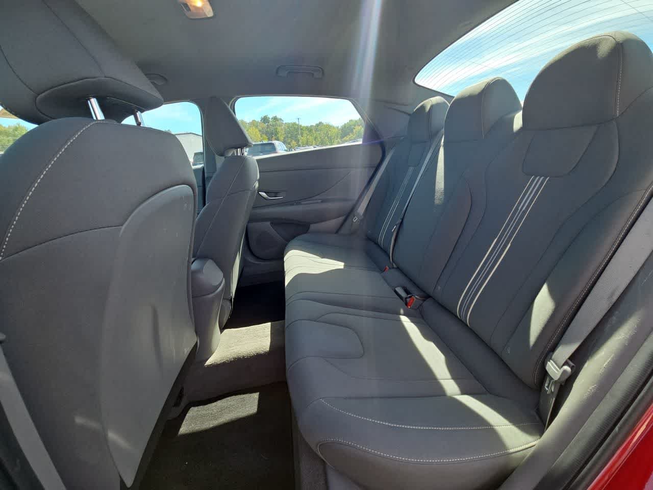 Used 2023 Ultimate Red Hyundai SEL image 14