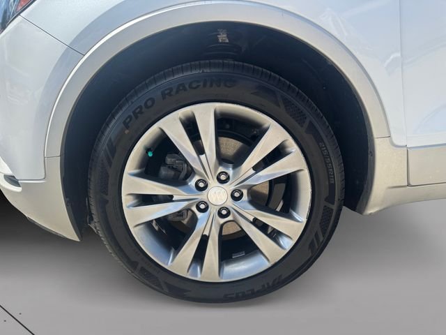 Used 2019 White Frost Buick Preferred image 9