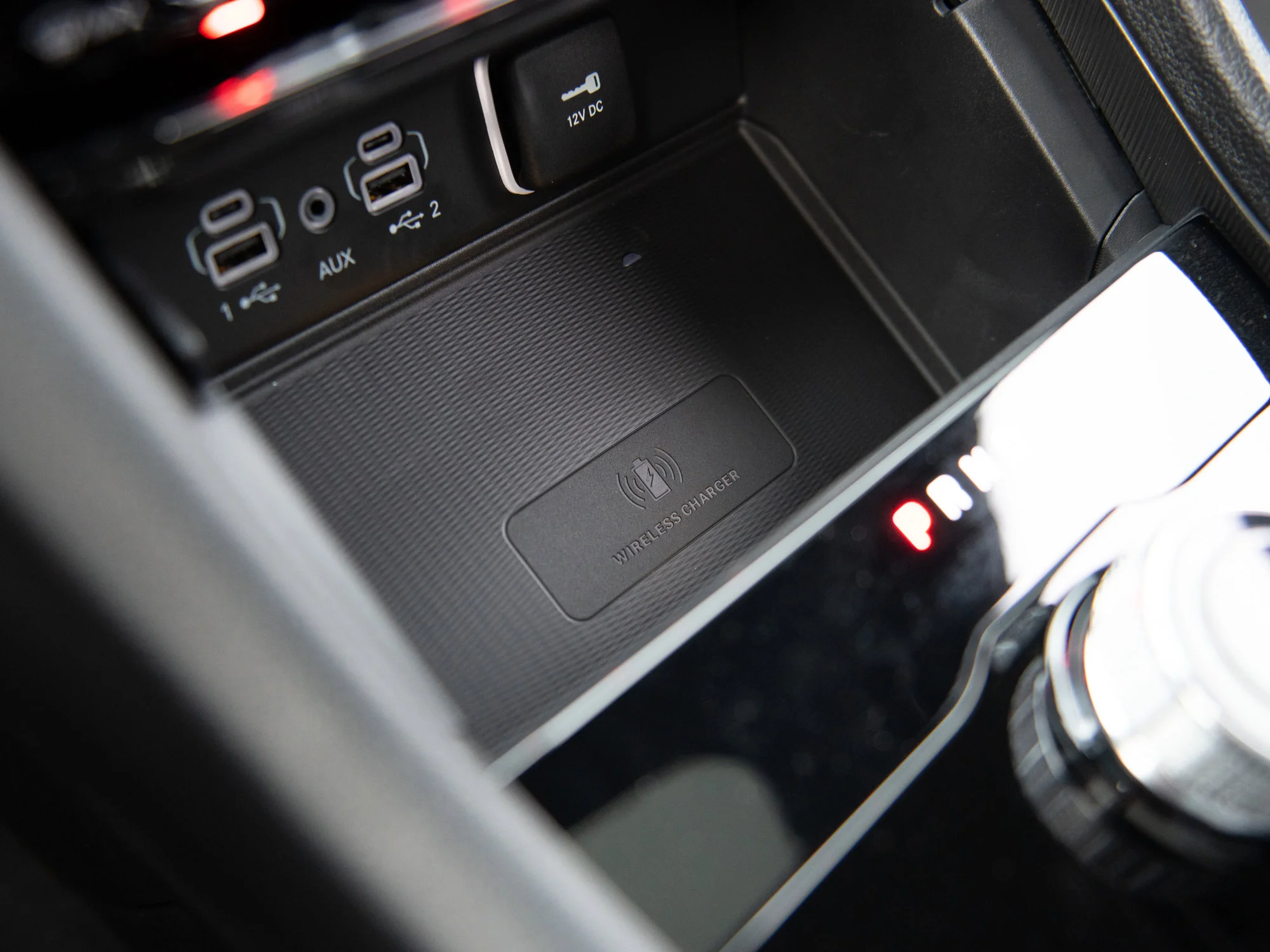 New 2025 White Jeep Altitude* image 17