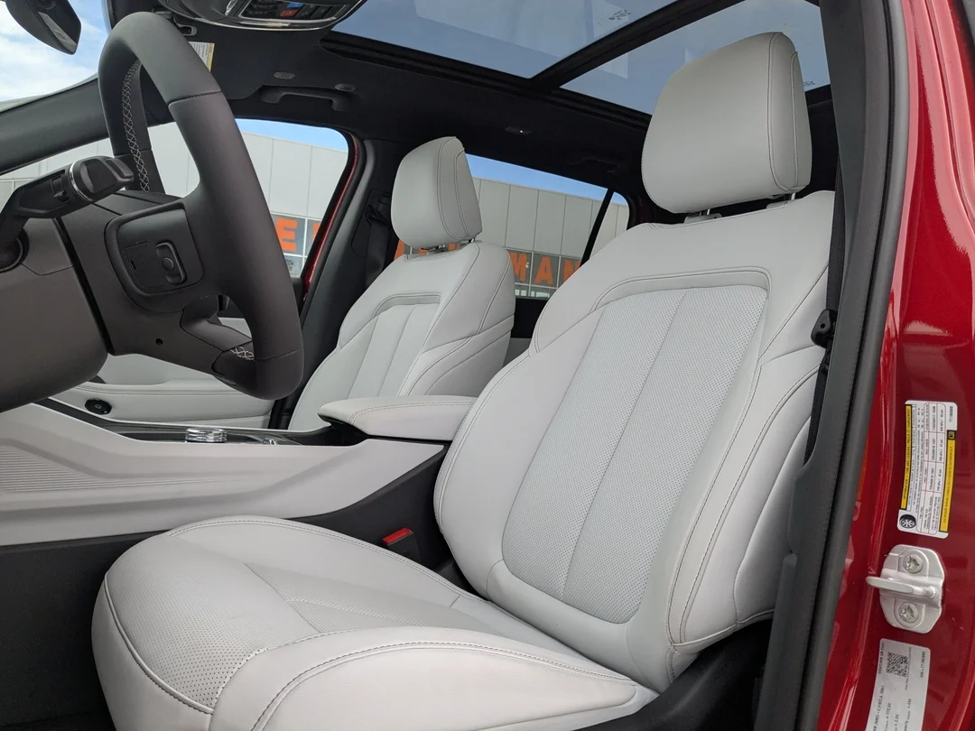 New 2026 Red Jeep Limited - - 4x4 - Power Sunroof - Power Liftgate - Remote Start & More! image 16