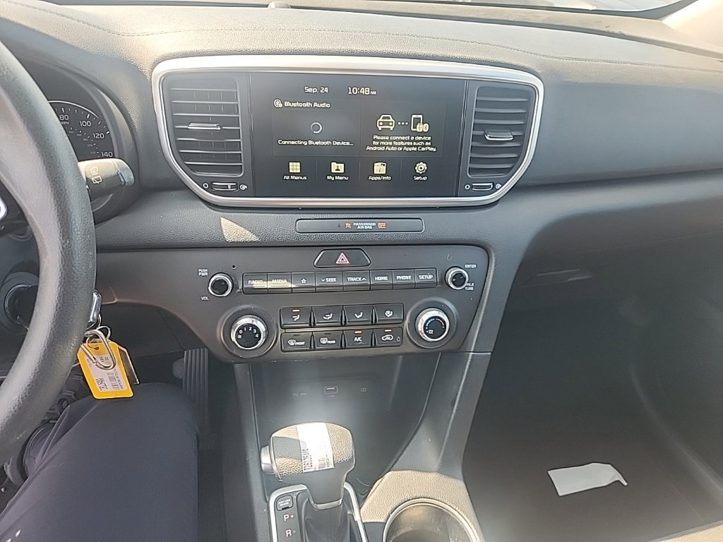 Certified Used 2022 Sparkling Silver Kia LX image 23