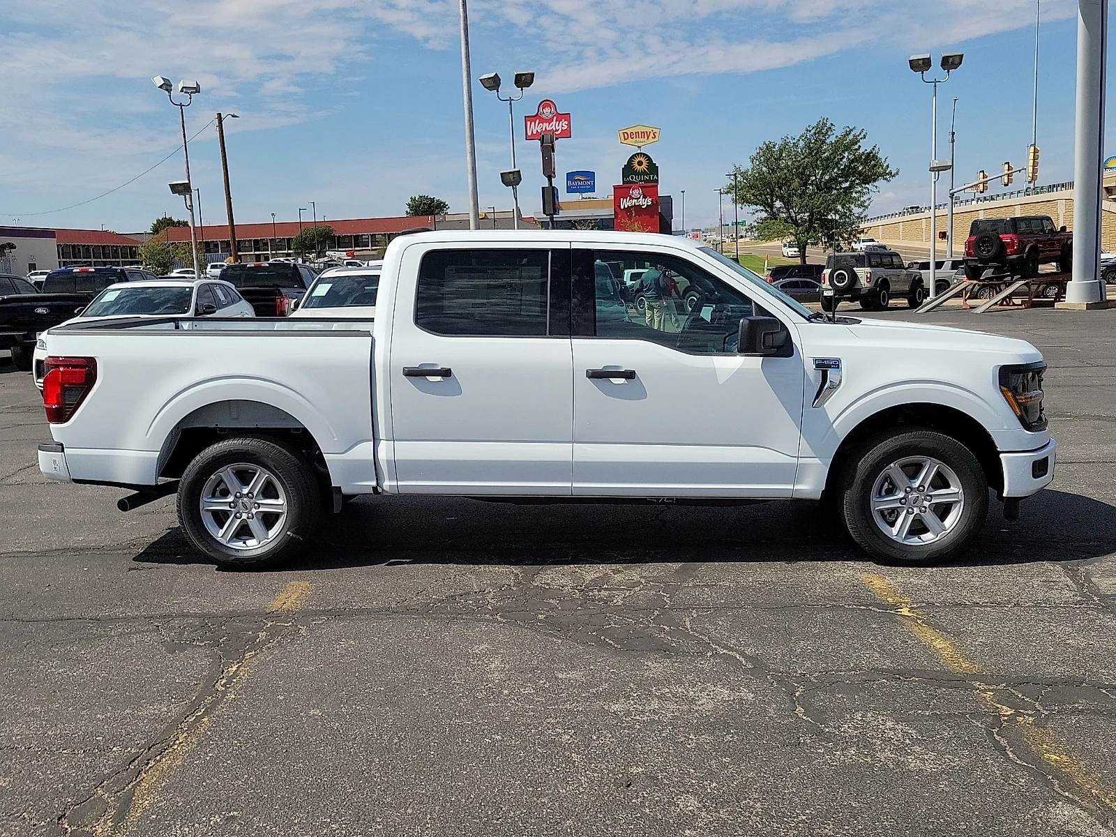 New 2026 Oxford White Ford XLT image 5