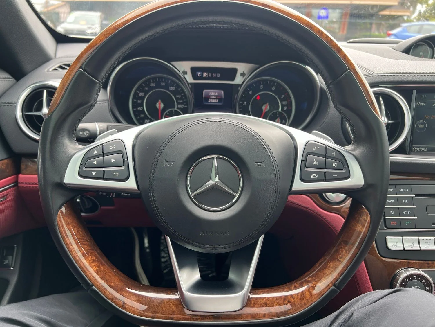 Used 2019 Silver Mercedes-Benz SL 550 image 17