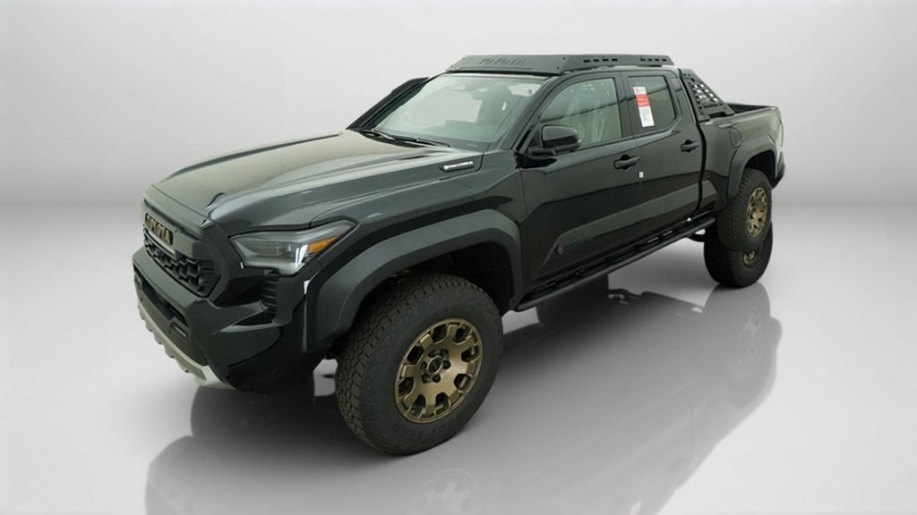 2026 Toyota Tacoma i-FORCE MAX Trailhunter