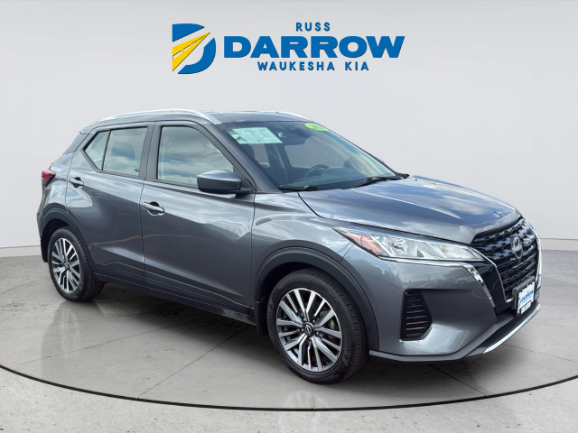 Used 2023 Gray Nissan SV image 7