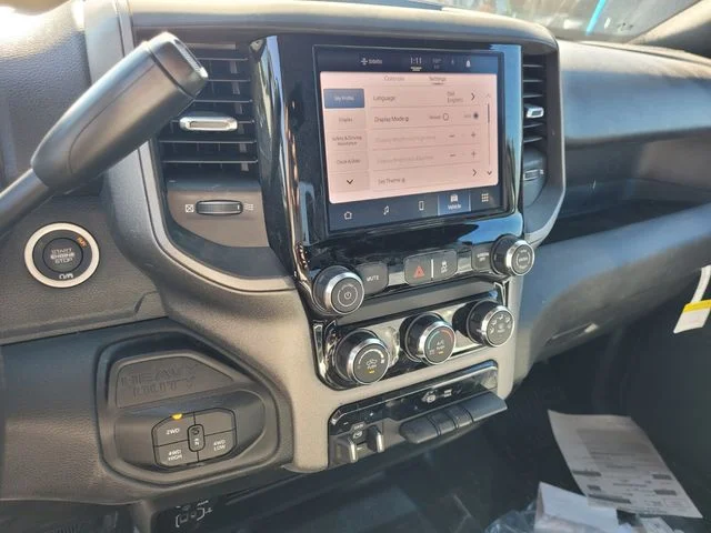2025 RAM 2500 Tradesman - Photo 25