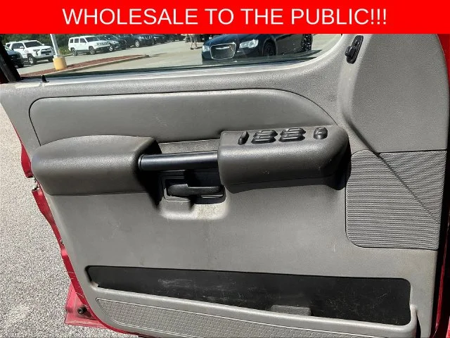 Used 2004 Red Ford XLT image 8