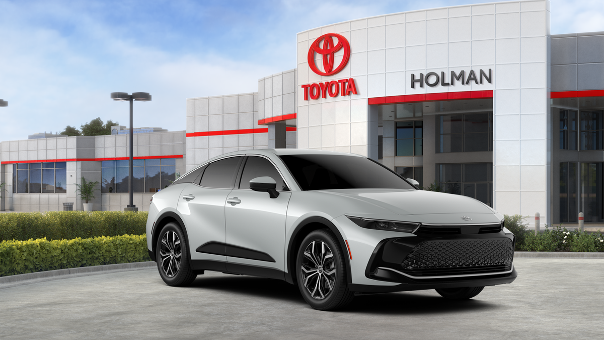 New 2026 Oxygen White Toyota XLE image 15