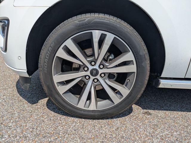 Used 2020 White Ford Platinum image 11