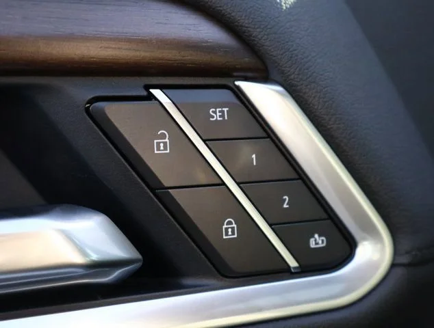 2026 Chevrolet Silverado 2500 HD High Country - Photo 8