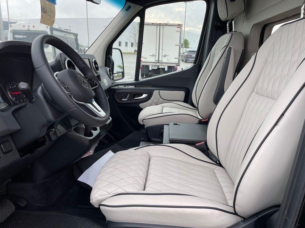 2024 Mercedes-Benz Sprinter Cargo Van Base - Photo 29