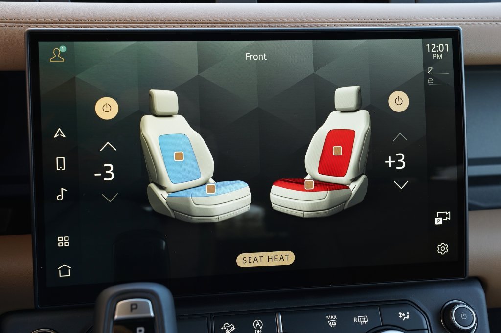 New 2026 Fuji White Land Rover X-Dynamic SE image 23
