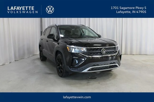 2023 Volkswagen Taos 1.5T SE 4Motion's photo