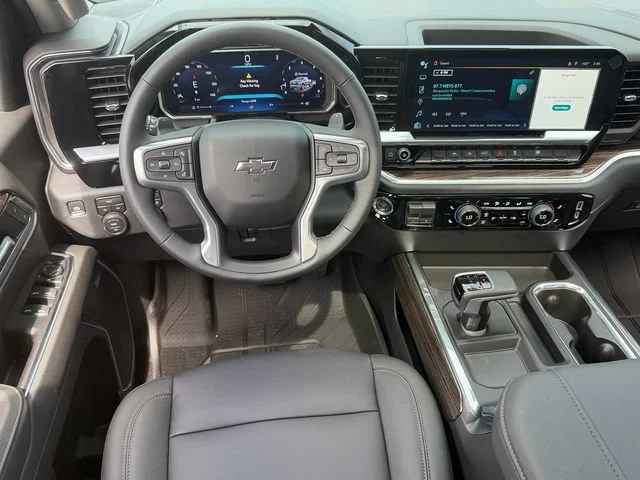 New 2026 Summit White Chevrolet RST image 11
