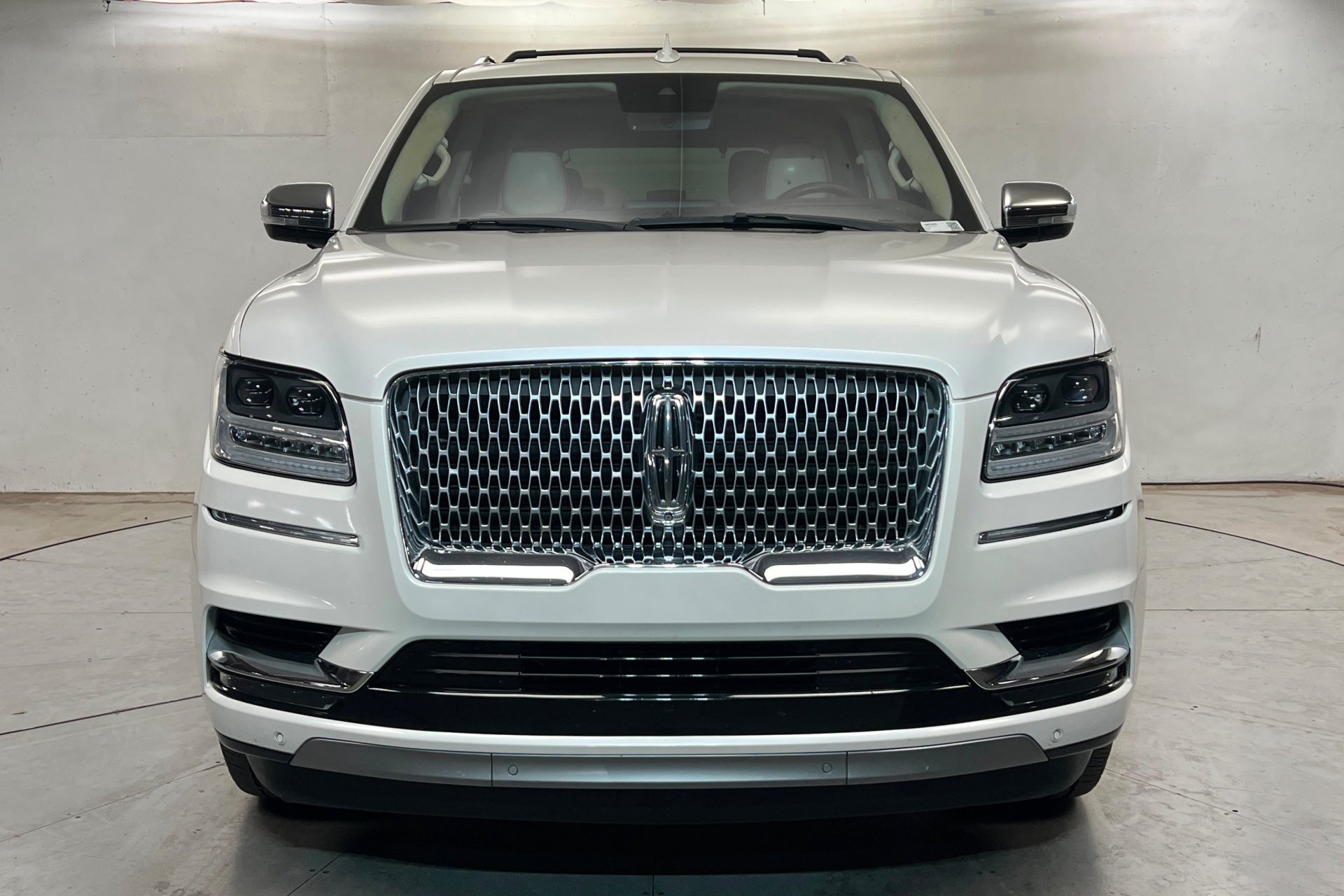 Used 2019 White Lincoln Black Label image 9
