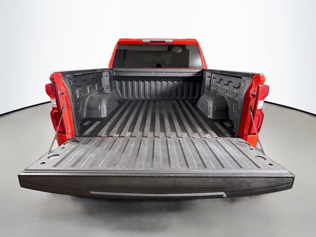 Used 2020 Red Chevrolet RST image 23