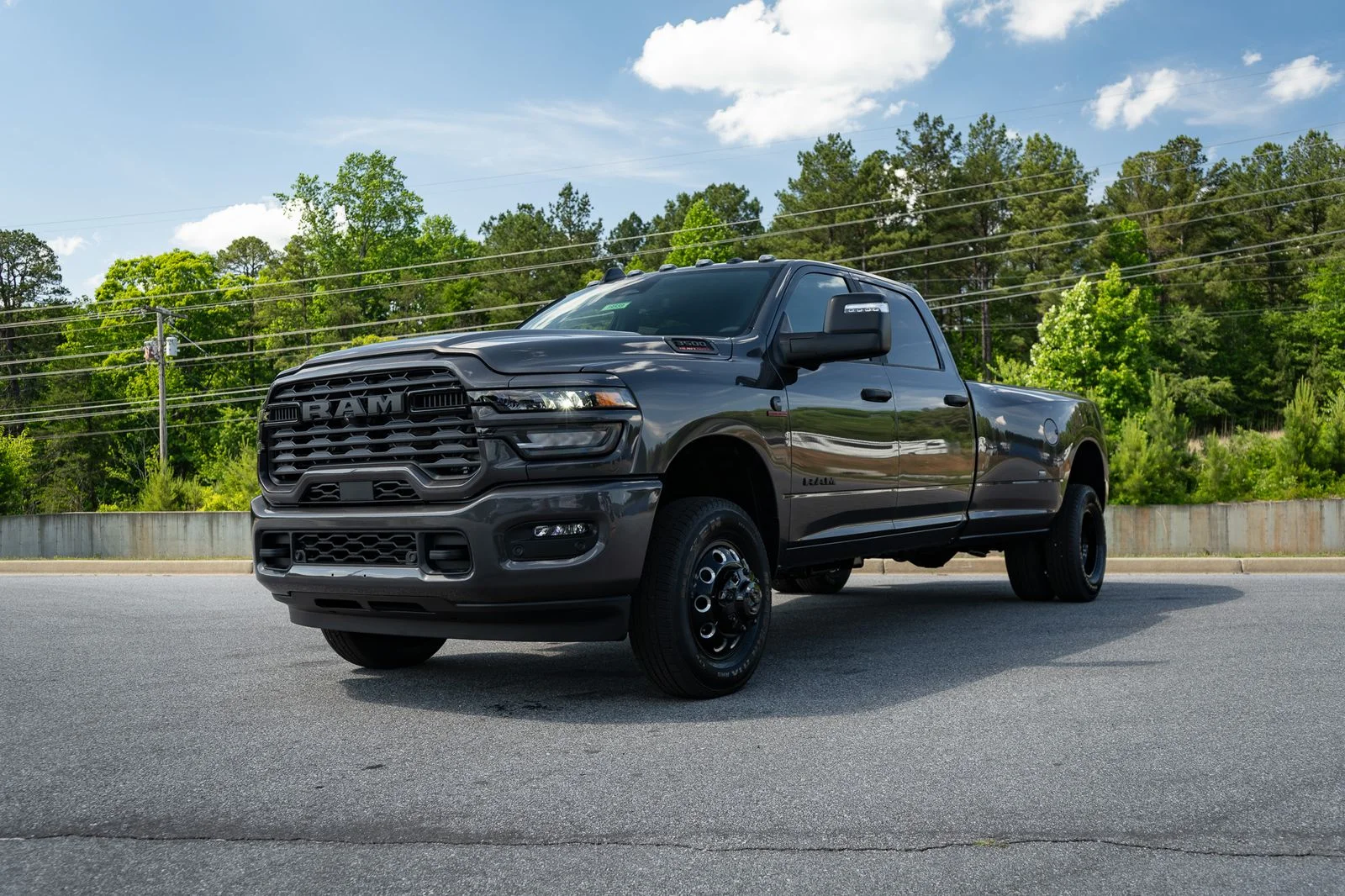 New 2026 Granite Crystal Metallic Clear-Coat Exterior Paint RAM Big Horn image 3