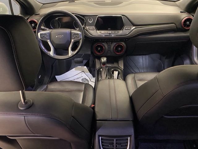 Used 2020 Silver Chevrolet RS image 34