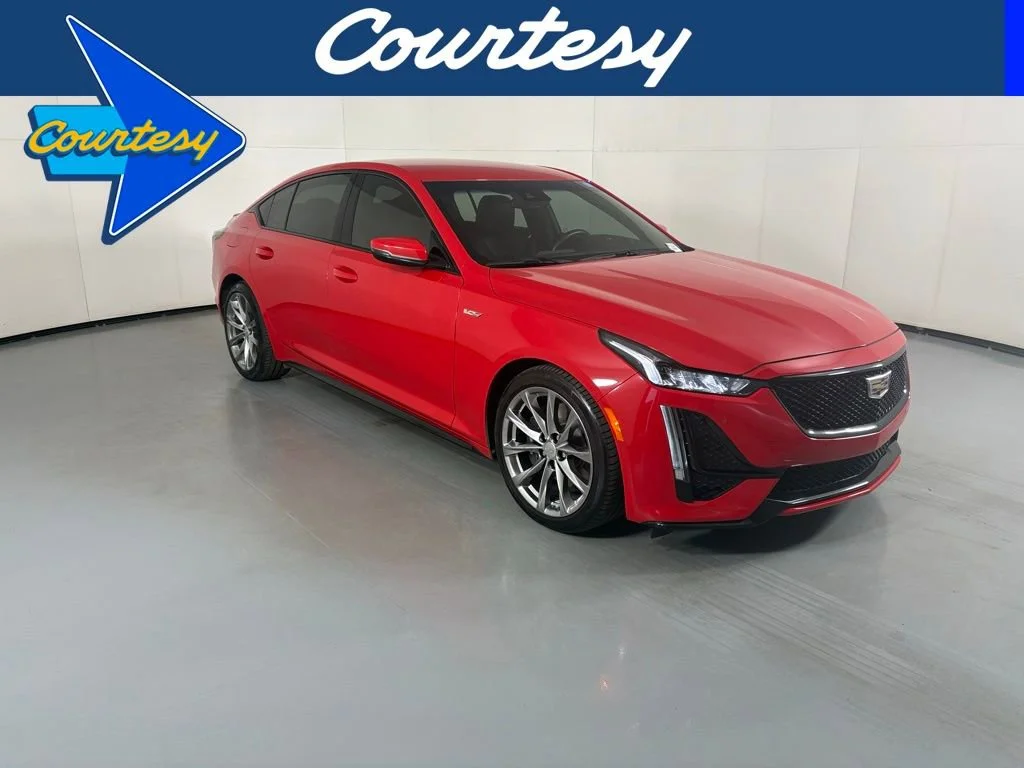 2024 Cadillac CT5 V-Series's photo