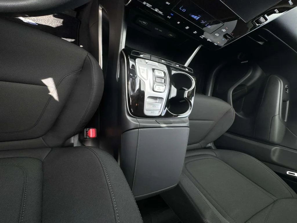 Used 2022 Gray Hyundai Blue image 24
