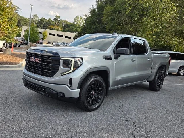 Used 2024 Silver GMC Elevation image 3