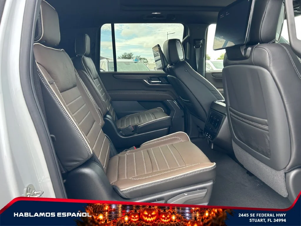 New 2027 Glacier White Tricoat GMC Denali Ultimate image 18