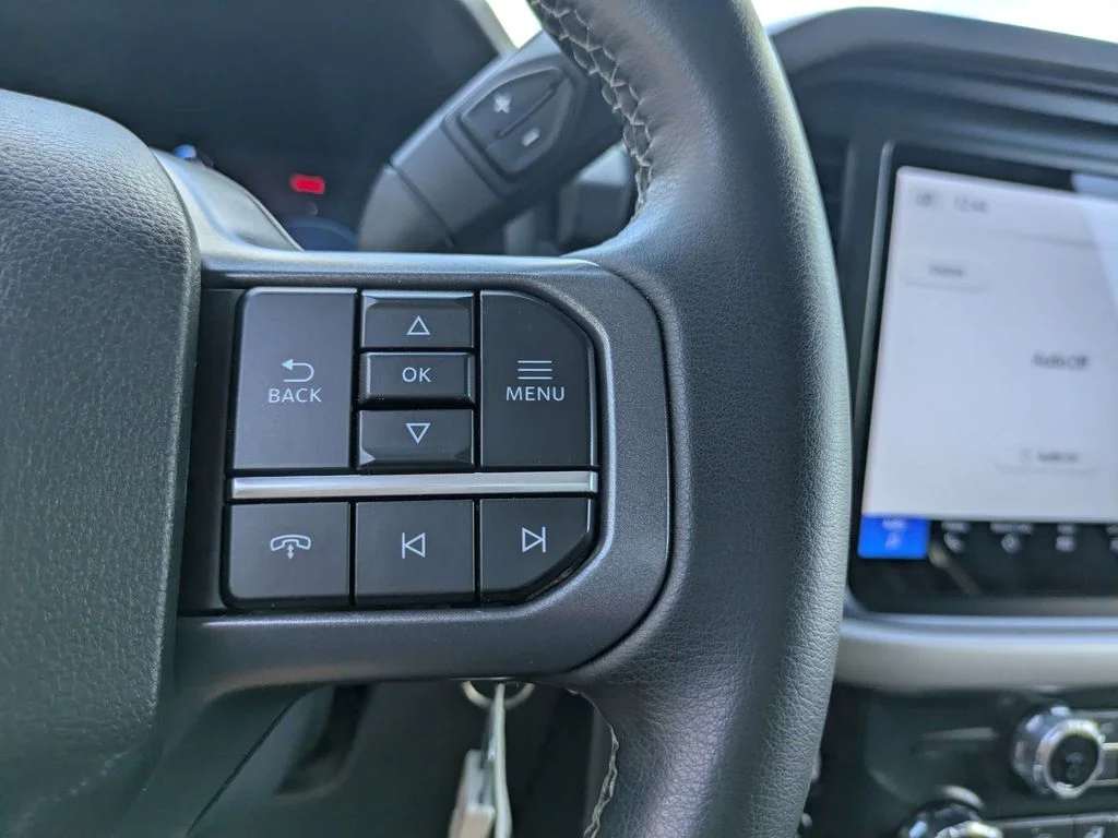 Used 2025 Gray Ford XLT image 25
