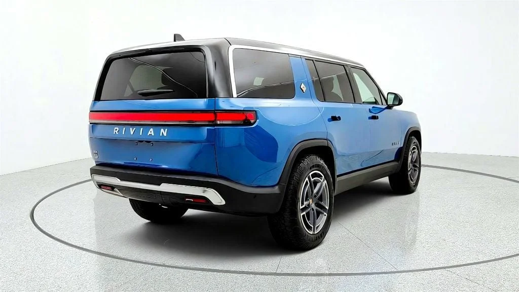Used 2025 Rivian Blue Rivian Adventure Dual-Motor Standard Pack w/ Autonomy Driver Assistance image 5