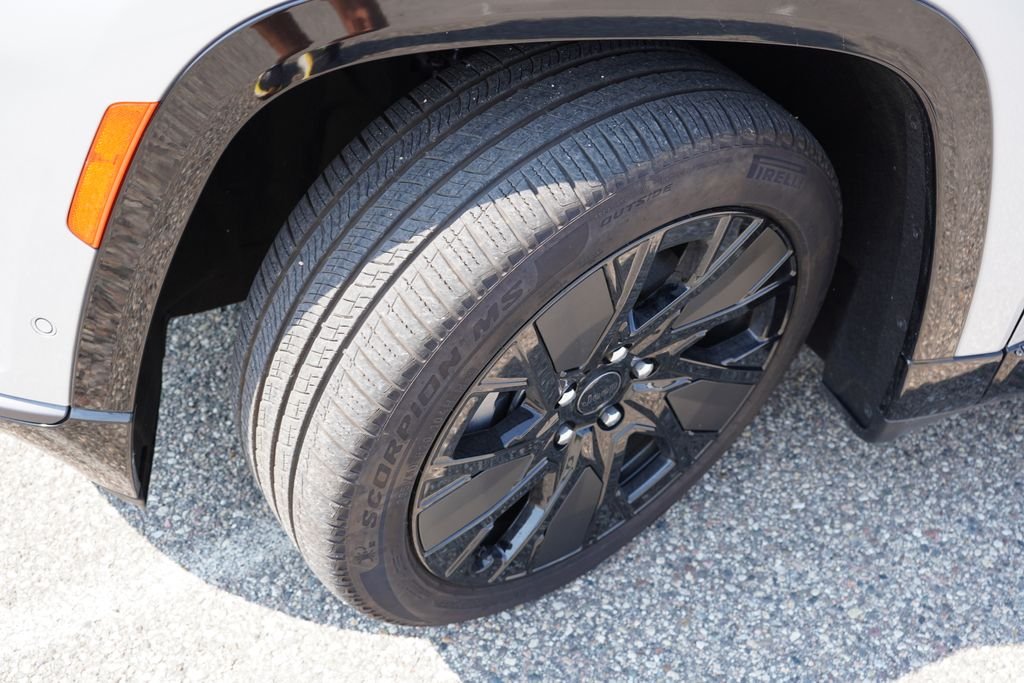 Used 2025 Silver Jeep Launch Edition image 13
