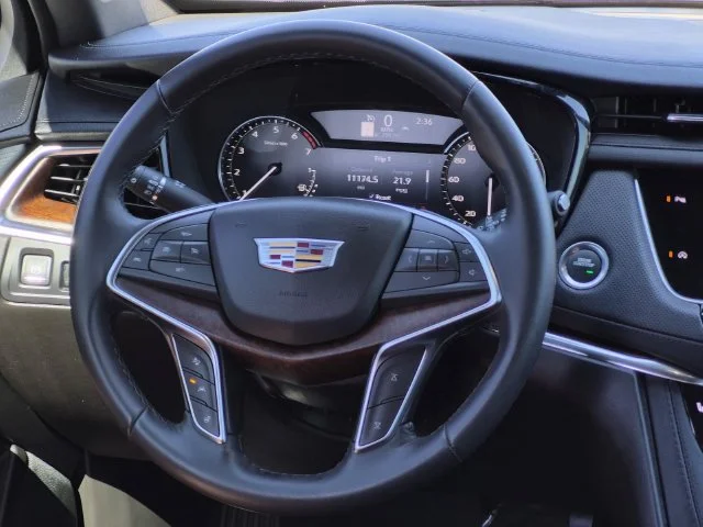Used 2024 Crystal White Tricoat Cadillac Premium Luxury image 17
