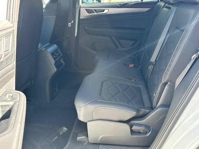 New 2026 White Volkswagen SE w/Technology image 21