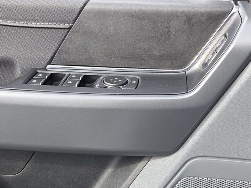 Used 2024 Iconic Silver Metallic Ford XLT image 29