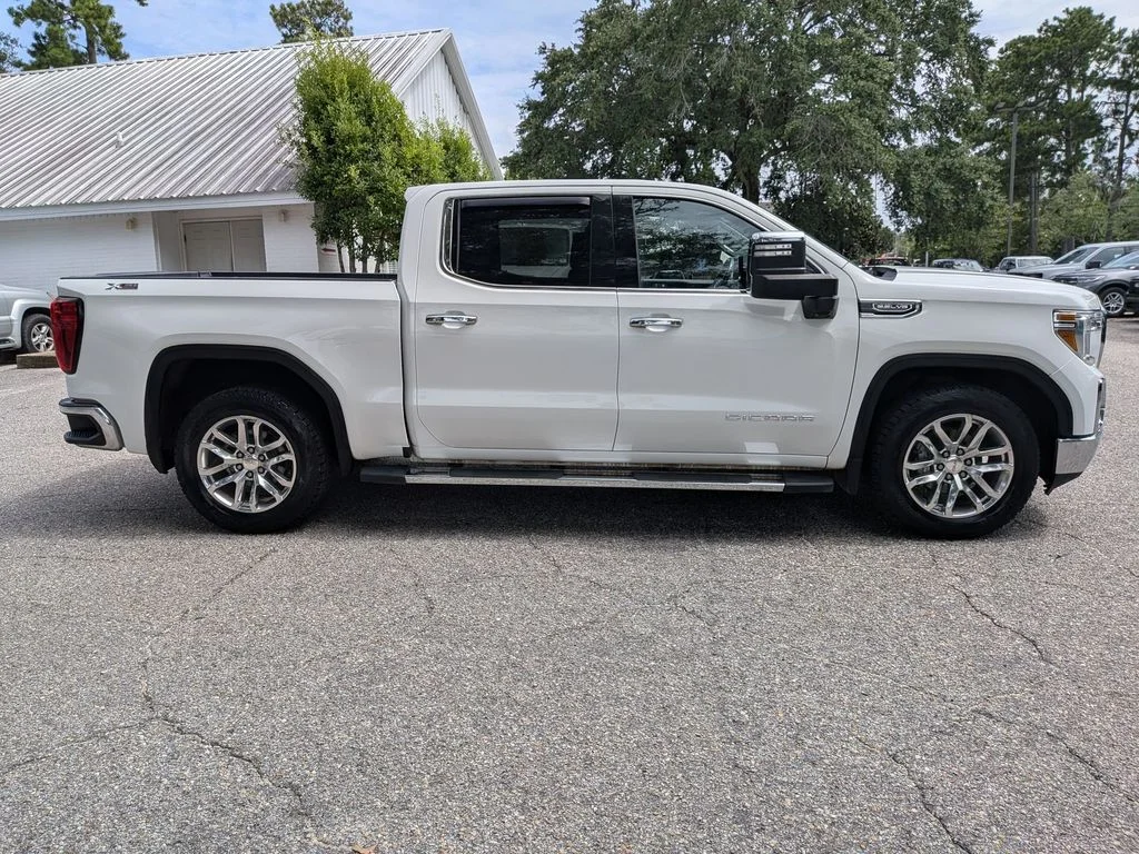 Used 2021 White GMC SLT image 6