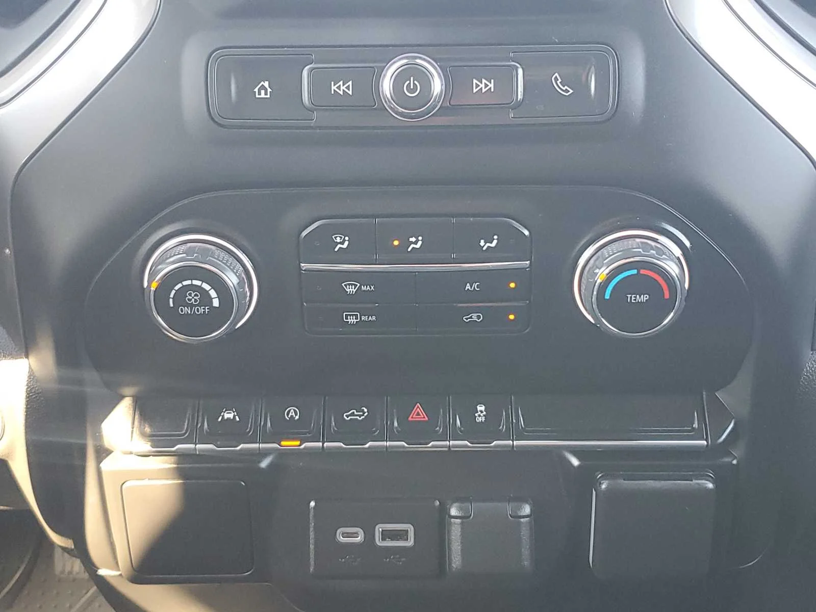 Used 2022 RED HOT Chevrolet Custom image 21