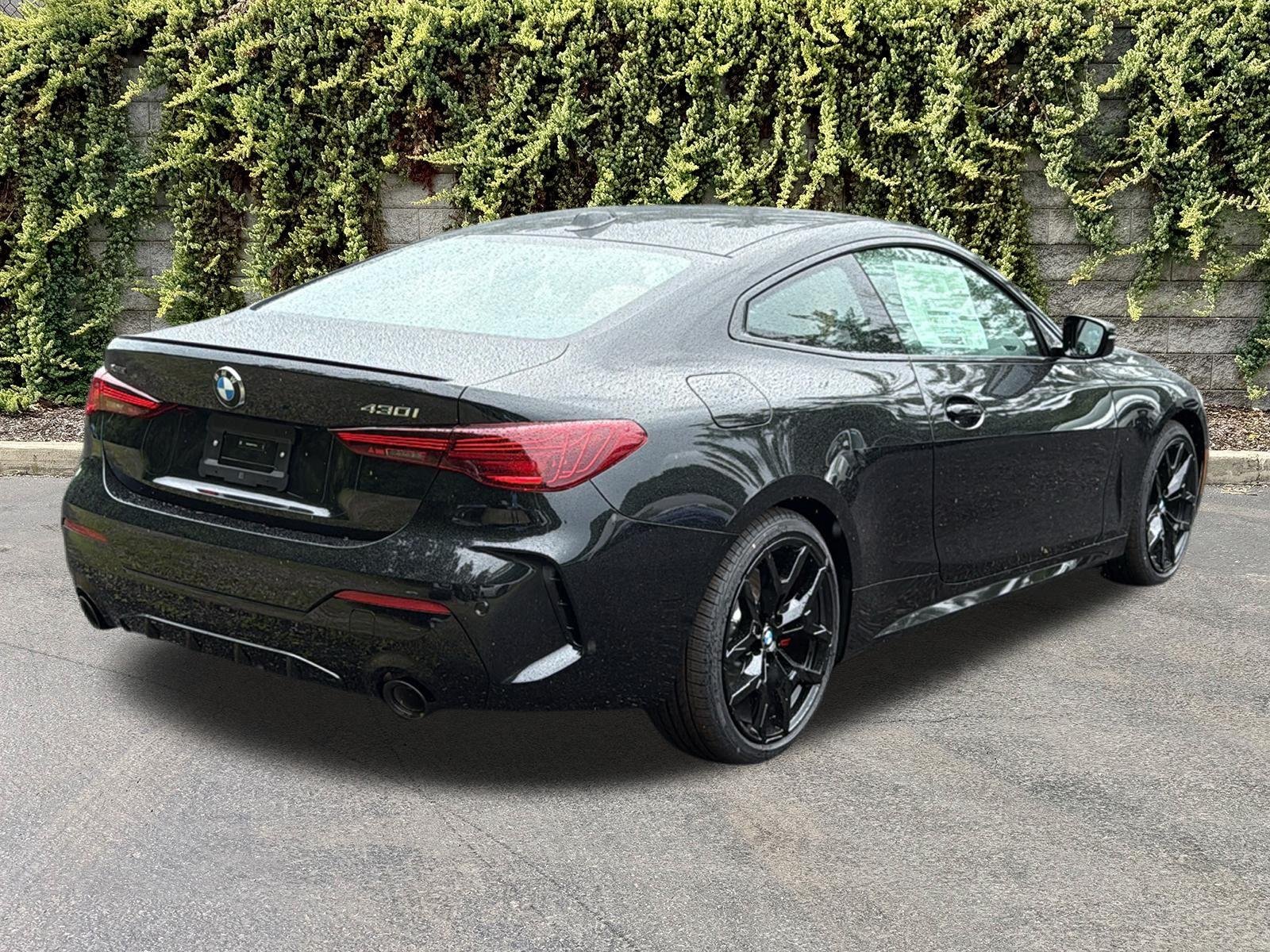 New 2027 Black Sapphire Metallic BMW 430i xDrive image 4