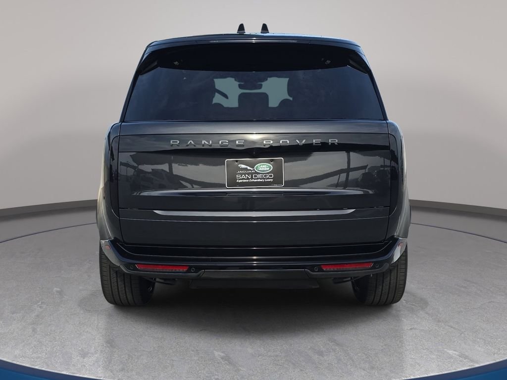 New 2026 Carpathian Grey Land Rover SE image 6