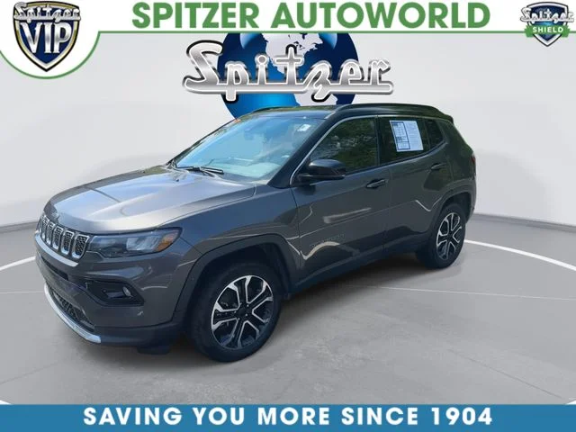 Used 2023 Gray Jeep Limited image 4