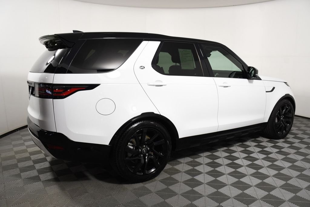Certified Used 2025 Fuji White Land Rover Dynamic SE image 7