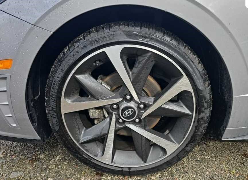 Used 2023 Curated Silver Hyundai SEL Plus image 2