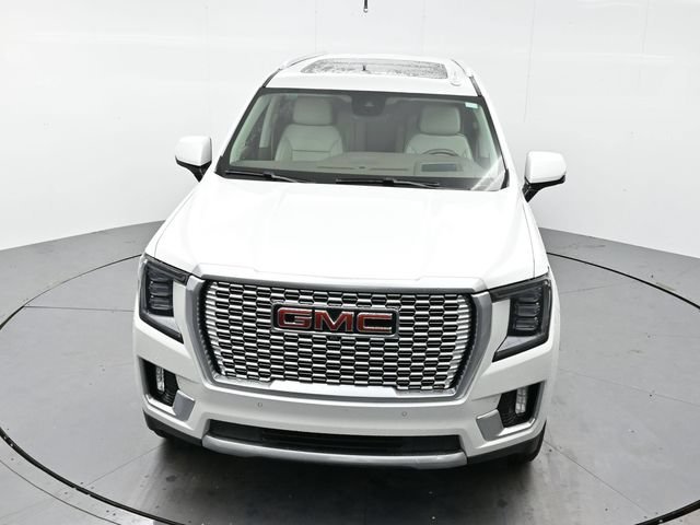 Used 2023 WHITE FROST TRICOAT GMC Denali image 18