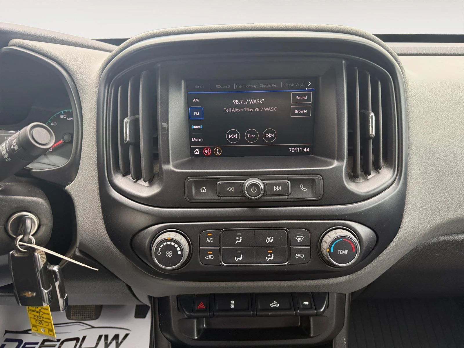 Used 2022 Summit White Chevrolet WT image 14